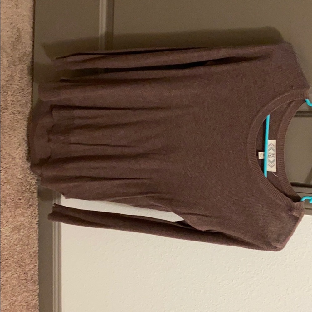 Knit long sleeve shirt/sweater